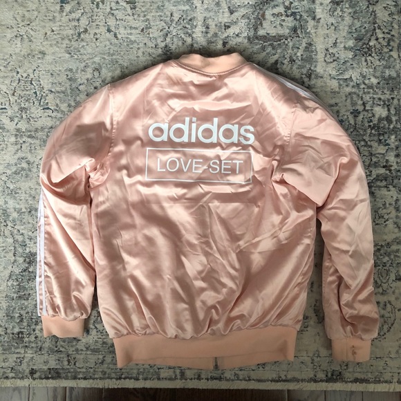 Adidas originals woman’s reversible bomber jacket - Picture 6 of 12
